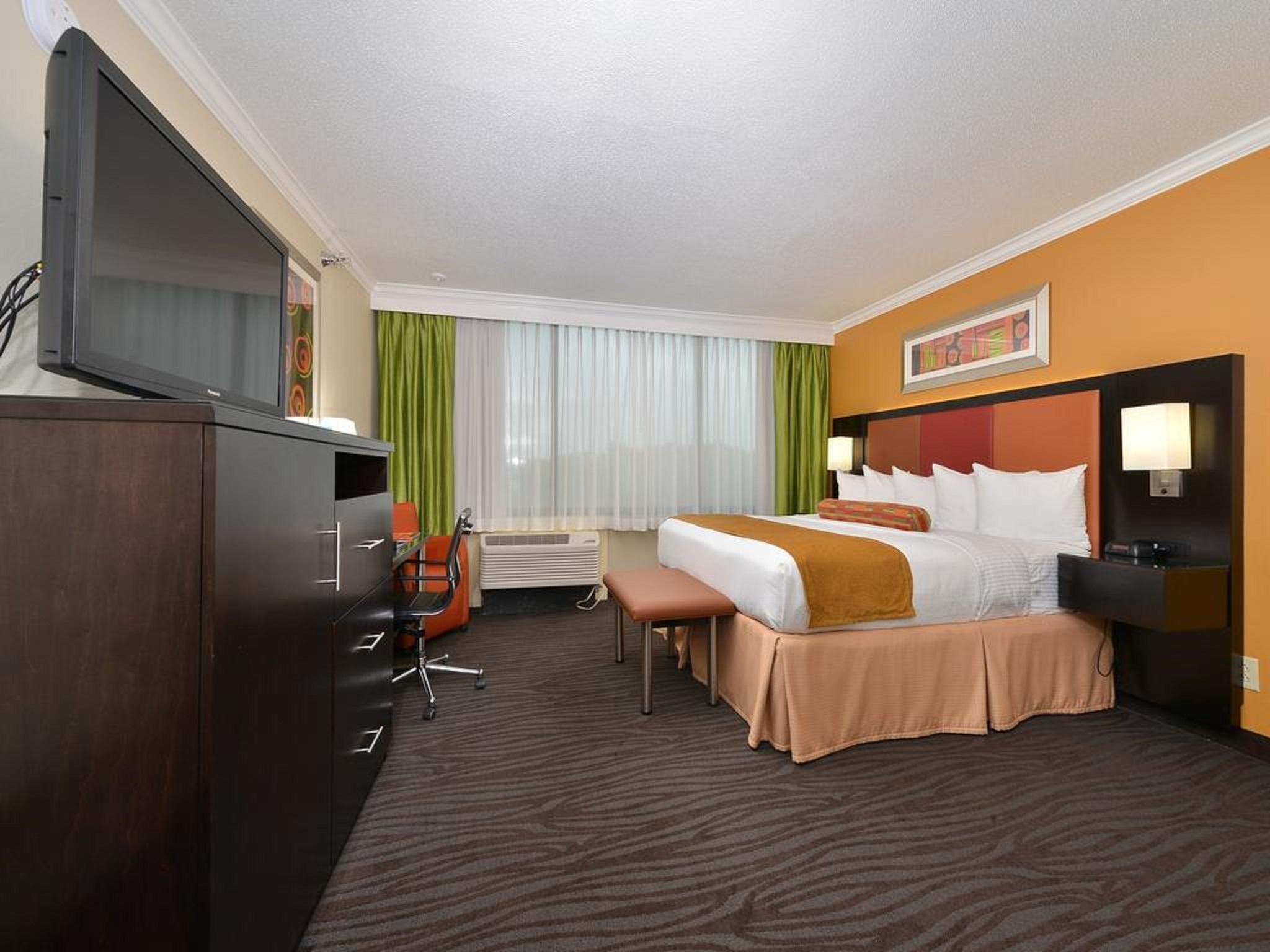 Holiday Inn Nashville Downtown - Stadium By Ihg Exterior photo