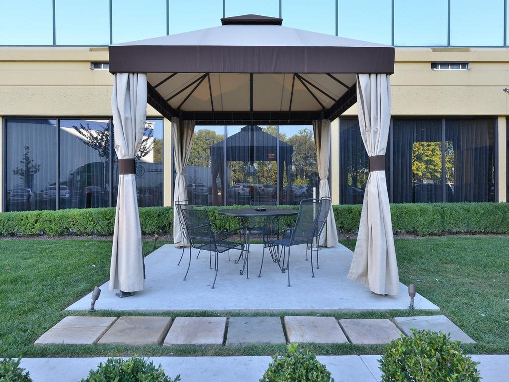 Holiday Inn Nashville Downtown - Stadium By Ihg Exterior photo