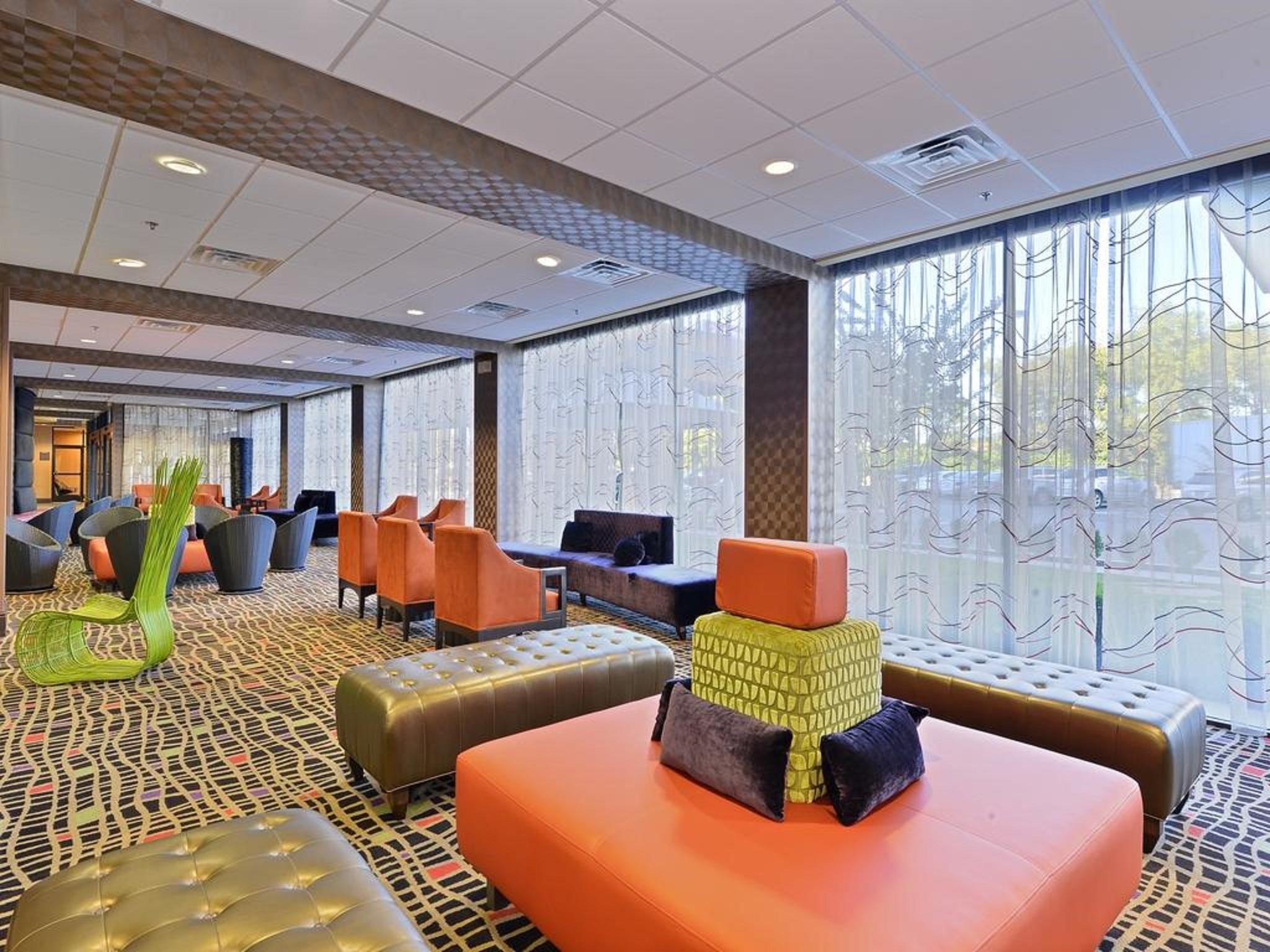 Holiday Inn Nashville Downtown - Stadium By Ihg Exterior photo