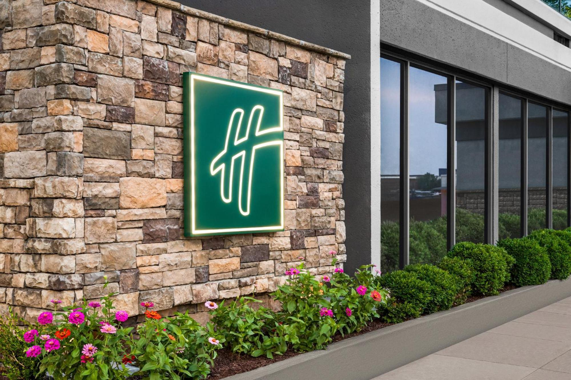 Holiday Inn Nashville Downtown - Stadium By Ihg Exterior photo