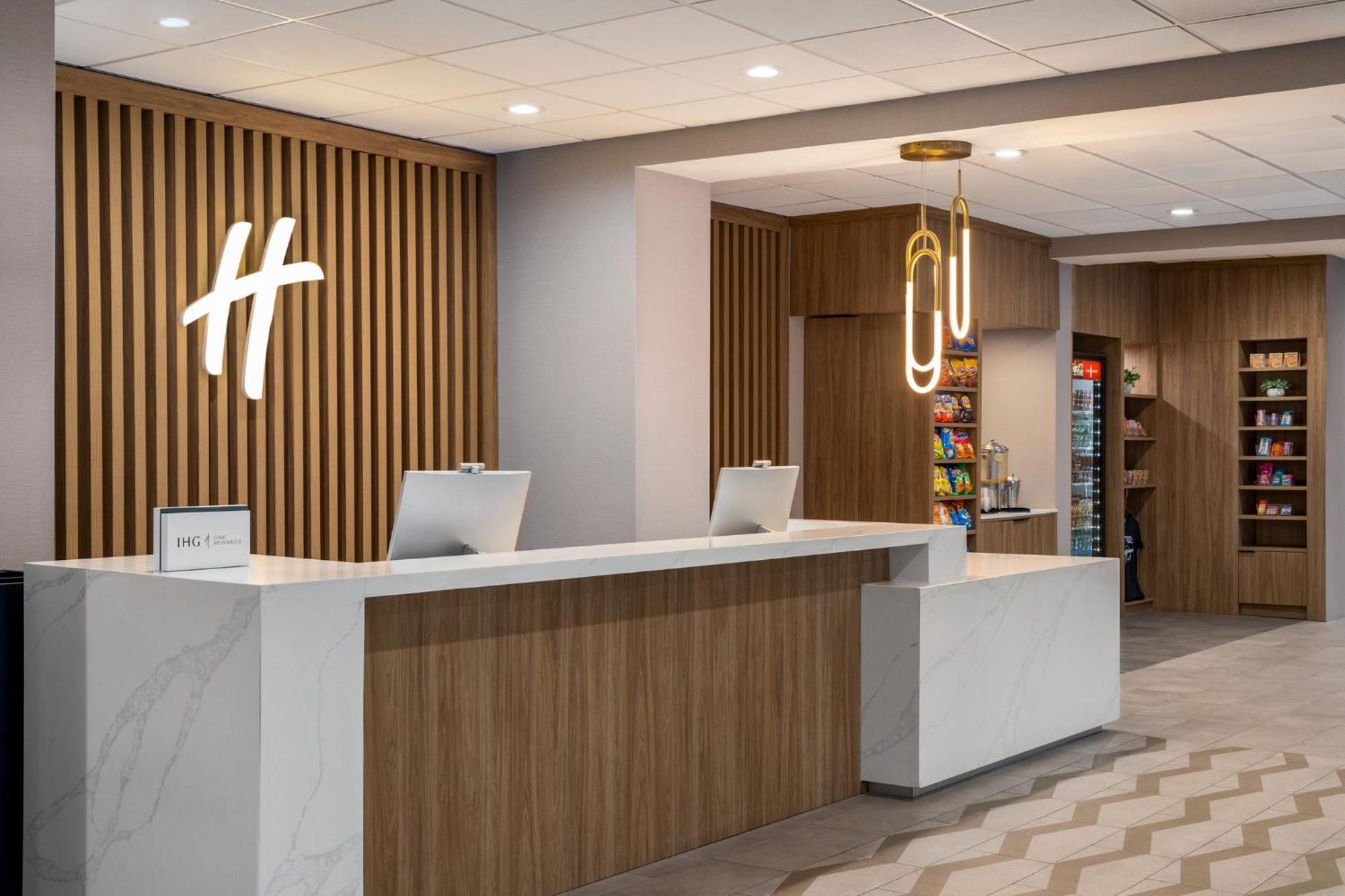 Holiday Inn Nashville Downtown - Stadium By Ihg Exterior photo