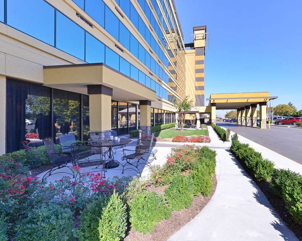 Holiday Inn Nashville Downtown - Stadium By Ihg Exterior photo