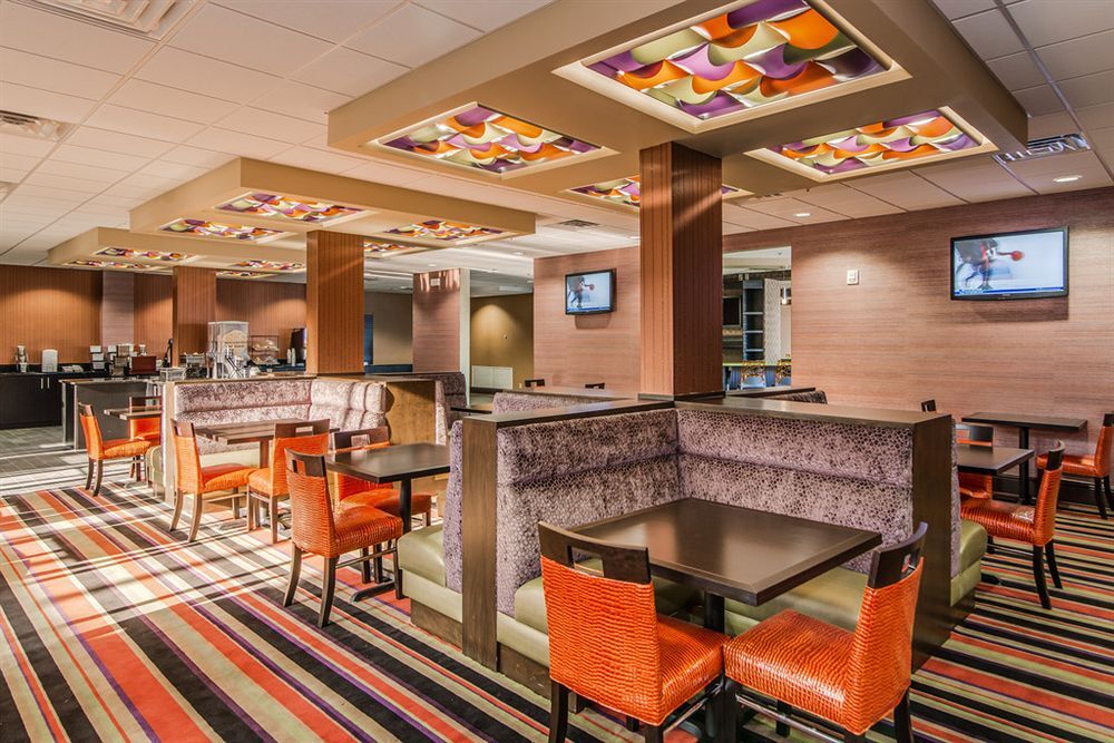 Holiday Inn Nashville Downtown - Stadium By Ihg Exterior photo